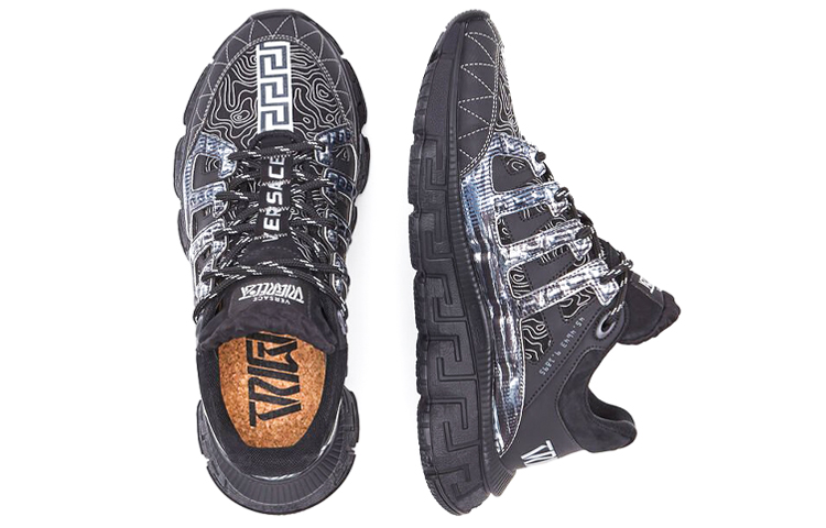 Purchase Versace Trigreca 'Milan - Hitam' DSU8094-D18TCG-D4192