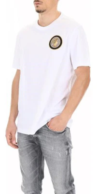 ヴェルサーチ ホワイト コットン クルーネック Tシャツ キャラクターロゴ入り A79437-A201952-A001 Shop ヴェルサーチ ホワイト コットン クルーネック Tシャツ キャラクターロゴ入り A79437-A201952-A001