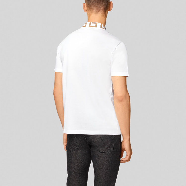 Purchase Versace Polo Blanco con Letras Estampadas y Manga Corta A87402-A231240-A1001