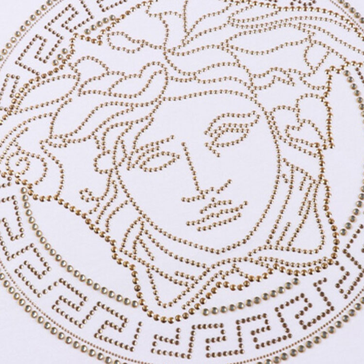 Sizing 范思哲 白色美杜莎铆钉短袖T恤 A77987-A201952-A001