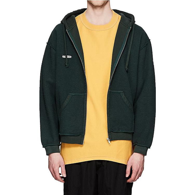 Shop 베트멍 그린 레터 로고 프린트 집업 후디. MAH19TR212