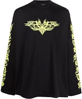 Vetements FW21 Gothic Print Crewneck Long Sleeve Tee Unisex Black. UA52TR590X-NERO Vetements FW21 Gothic Print Crewneck Long Sleeve Tee Unisex Black. UA52TR590X-NERO