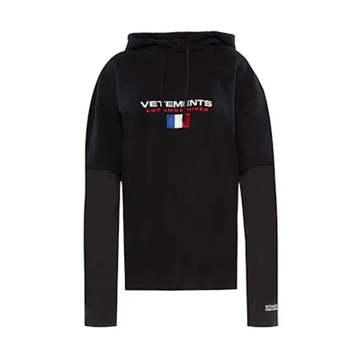 Vetements FW21 Logo Hoodie Unisex Black. WAH18TR10-BLACK
