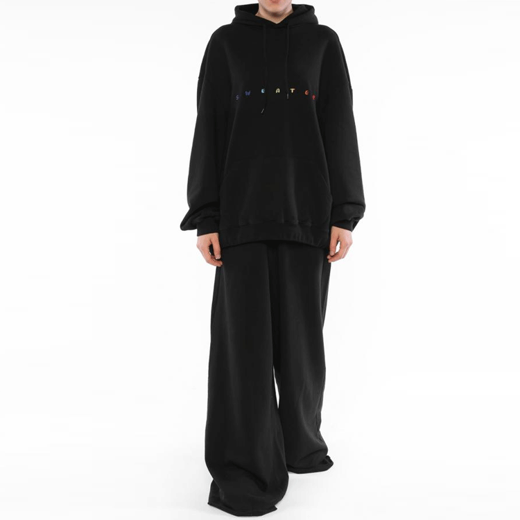 Lookbook 베트멍 FW21 유니섹스 블랙 레터 자수 후디. WAH18TR11-BLACK