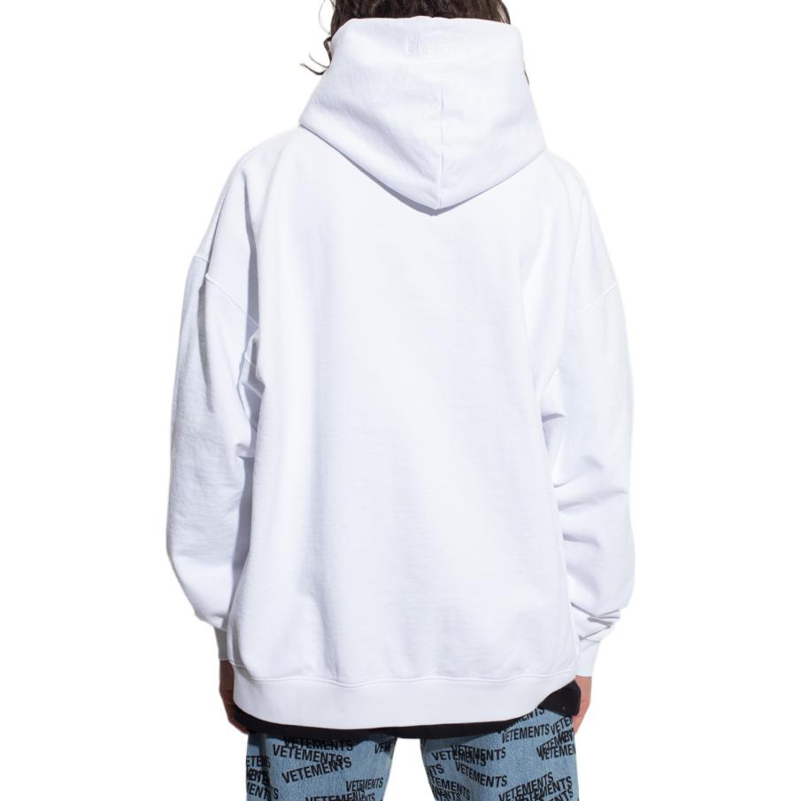 Purchase Vetements FW22 Hoodie Putih Logo Cetakan Huruf. UA53HD120W-1606