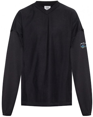 ヴェトモン FW22 Vネックプルオーバースウェットシャツ ブラック パッチバックデザイン MAH19TR203-BLACK Order ヴェトモン FW22 Vネックプルオーバースウェットシャツ ブラック パッチバックデザイン MAH19TR203-BLACK