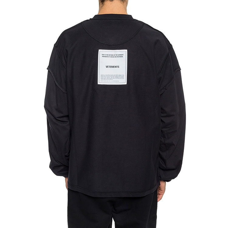 Purchase ヴェトモン FW22 Vネックプルオーバースウェットシャツ ブラック パッチバックデザイン MAH19TR203-BLACK