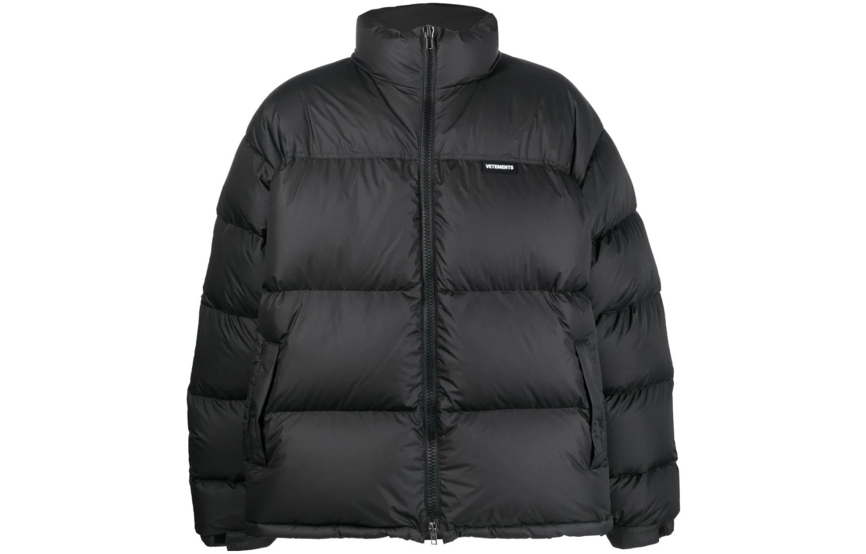 Vetements FW23 Black Logo Print High Collar Puffer Jacket Unisex UE54JA660BBLACK