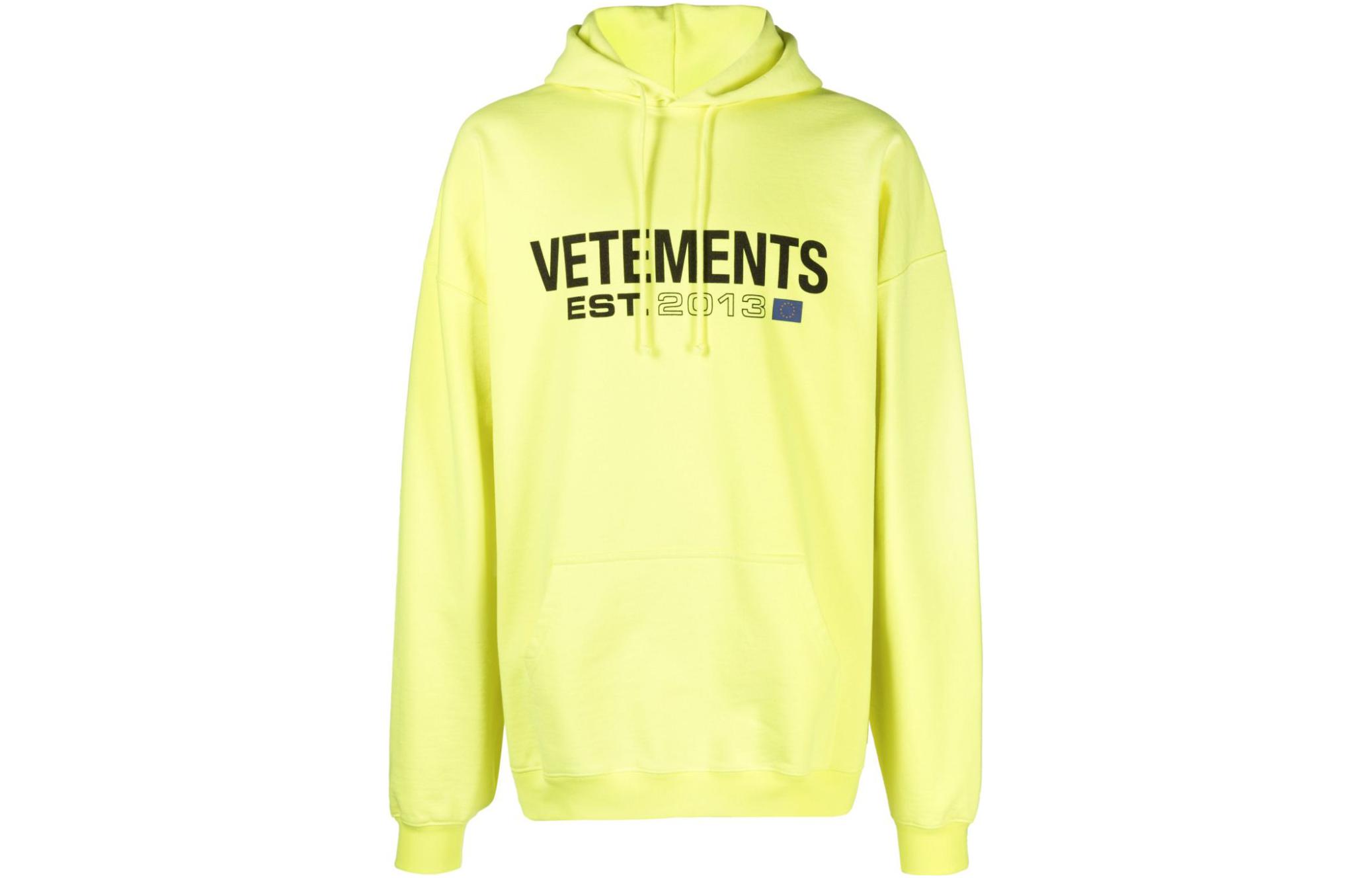 Vetements FW23 Front Logo Print Hoodie Unisex Light Yellow UE54HD100Y