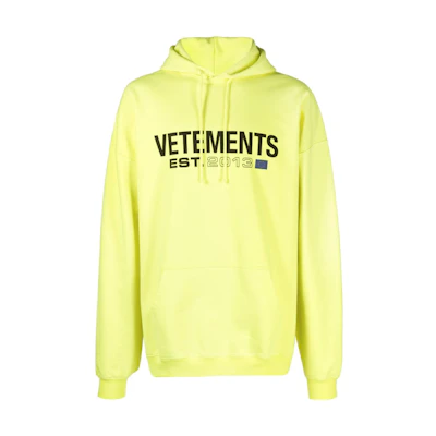Vetements FW23 Front Logo Print Hoodie Unisex Light Yellow UE54HD100Y