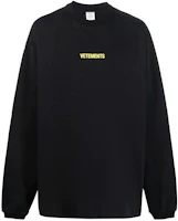 Vetements Logo Label Crewneck Pullover Sweatshirt Unisex Black UE52TR280XBLACK Vetements Logo Label Crewneck Pullover Sweatshirt Unisex Black UE52TR280XBLACK