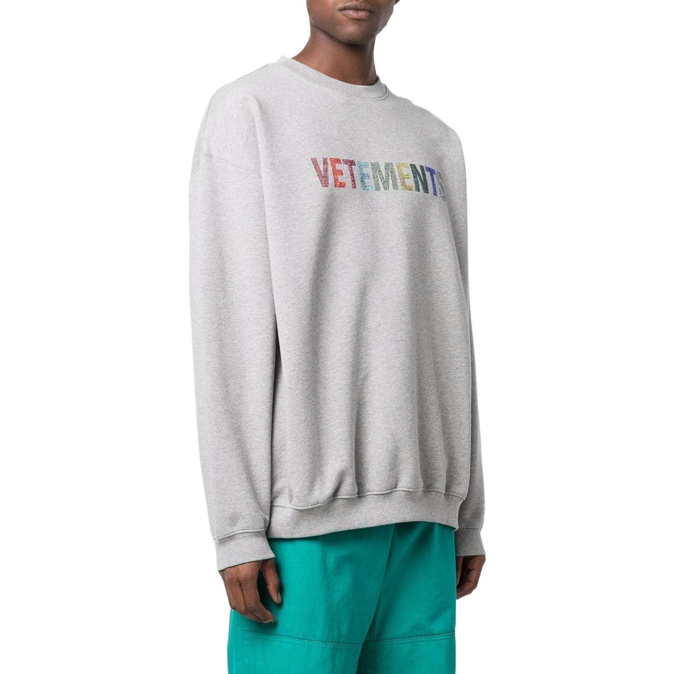 Details for Sudadera Unisex Gris Vetements Logo Print Crewneck Pullover. UE52TR520GGREY