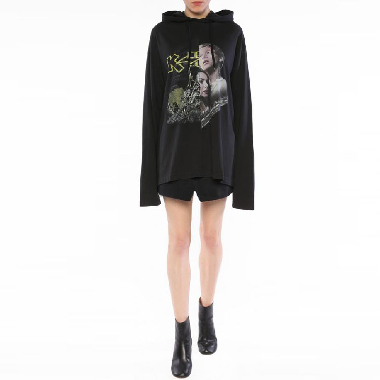 Lookbook ヴェトモン ロゴプリント オーバーサイズ プルオーバースウェットシャツ ユニセックス ブラック WAH18TR4-BLACK