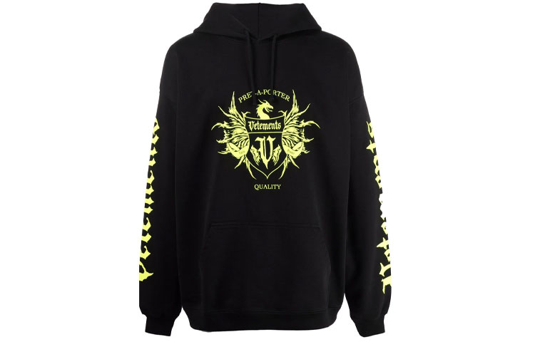 Vetements Logo Printed Hoodie Black UA52TR900X-BLACK