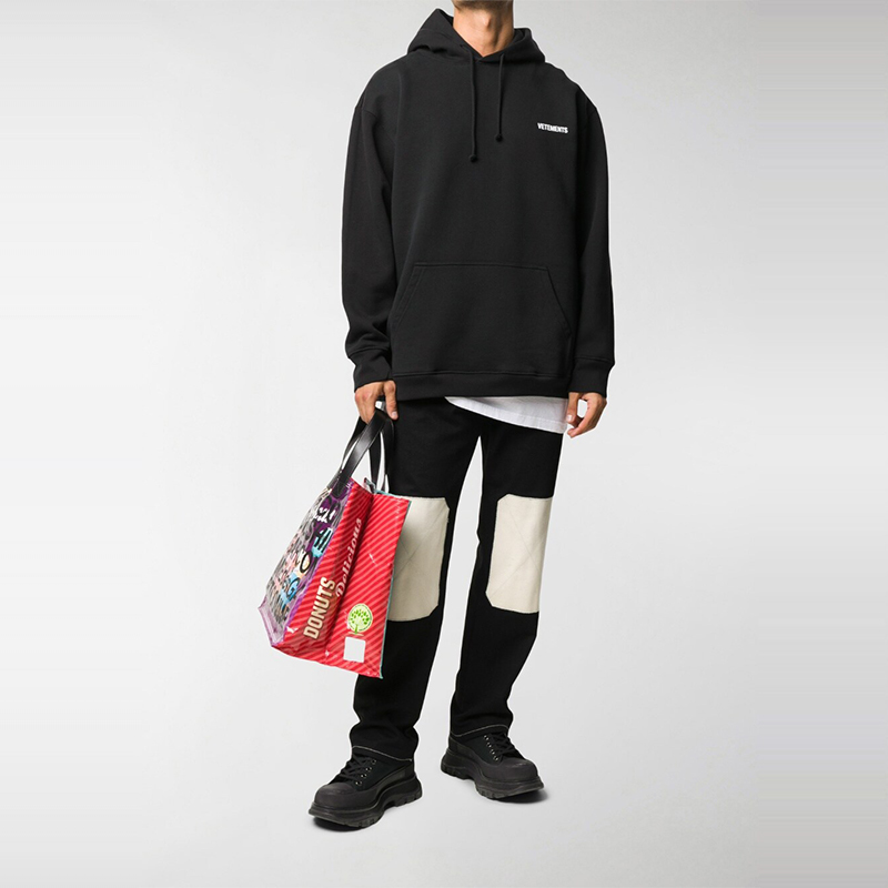 Purchase Vetements Hoodie Logo Kecil Unisex Hitam UAH21TR535-BLACK