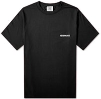 Vetements Small Logo Unisex Black Short Sleeve T-Shirt. UAH21TR501-BK Vetements Small Logo Unisex Black Short Sleeve T-Shirt. UAH21TR501-BK