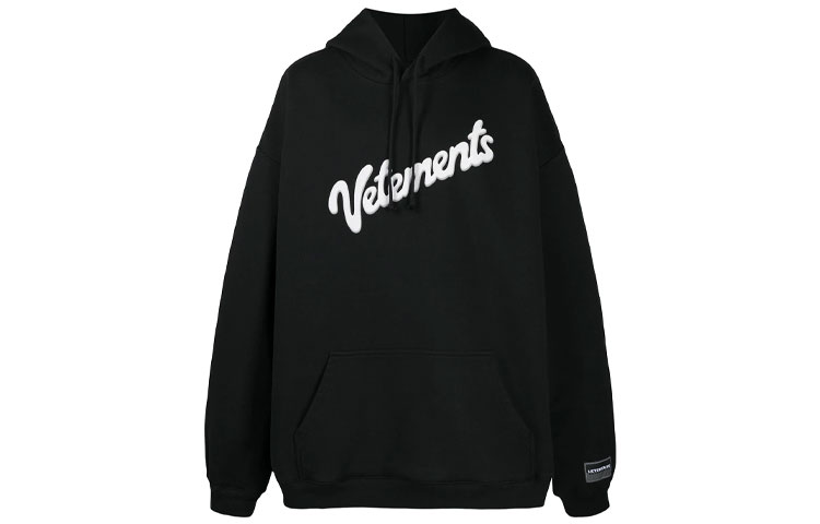 Vetements SS21 Slanted Logo Hoodie Black Unisex Long Sleeve UE51TR770B