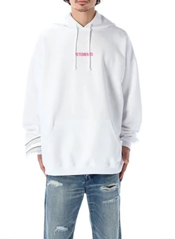 vetements-ss-22-contrast-logo-hoodie-white-mens-long-sleeve-pullover-ue-52-tr-380-w1601-wp