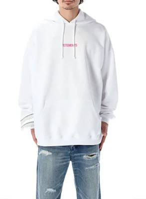 Vetements SS22 Contrast Logo Hoodie White Mens Long Sleeve Pullover UE52TR380W1601WP Buy Vetements SS22 Contrast Logo Hoodie White Mens Long Sleeve Pullover UE52TR380W1601WP