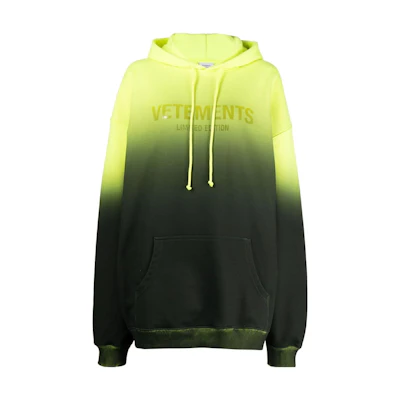 Vetements SS23 Gradient Letter Print Hoodie Fluorescent Yellow Obsidian Black Unisex UE54HD200Y
