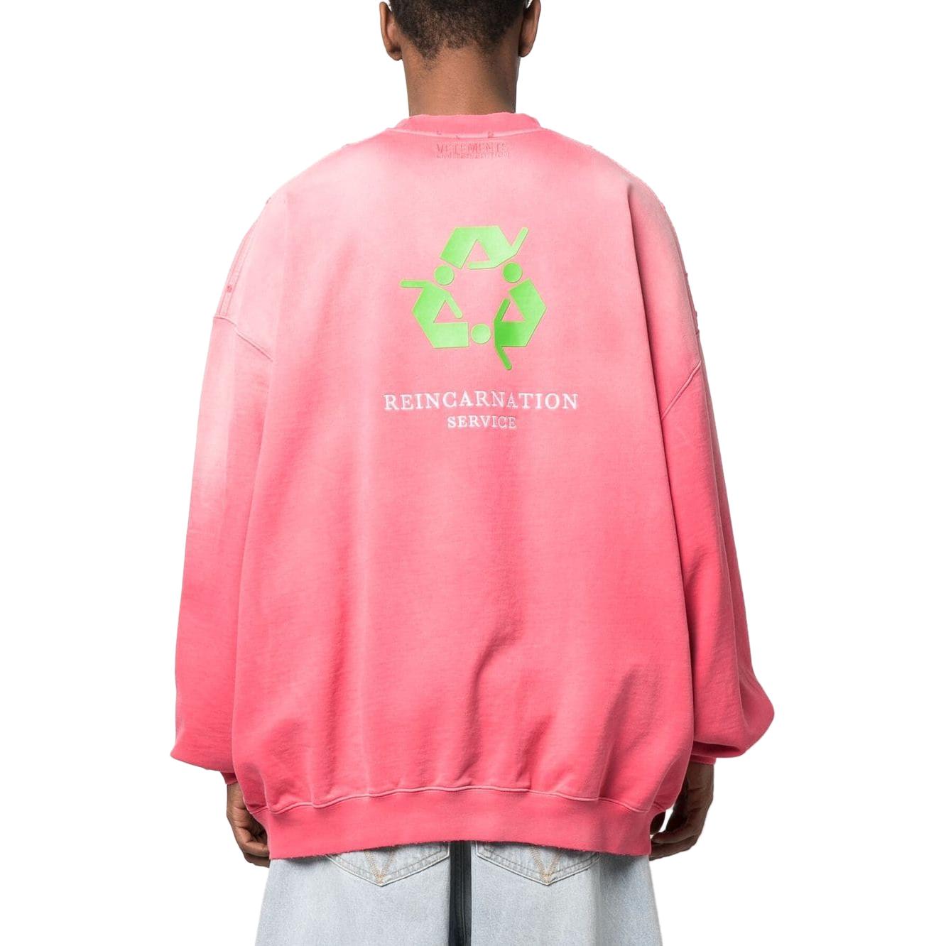 Shop ヴェトモン SS23 ピンク ロゴプリント クルーネック プルオーバー スウェットシャツ ユニセックス UE63CN160P