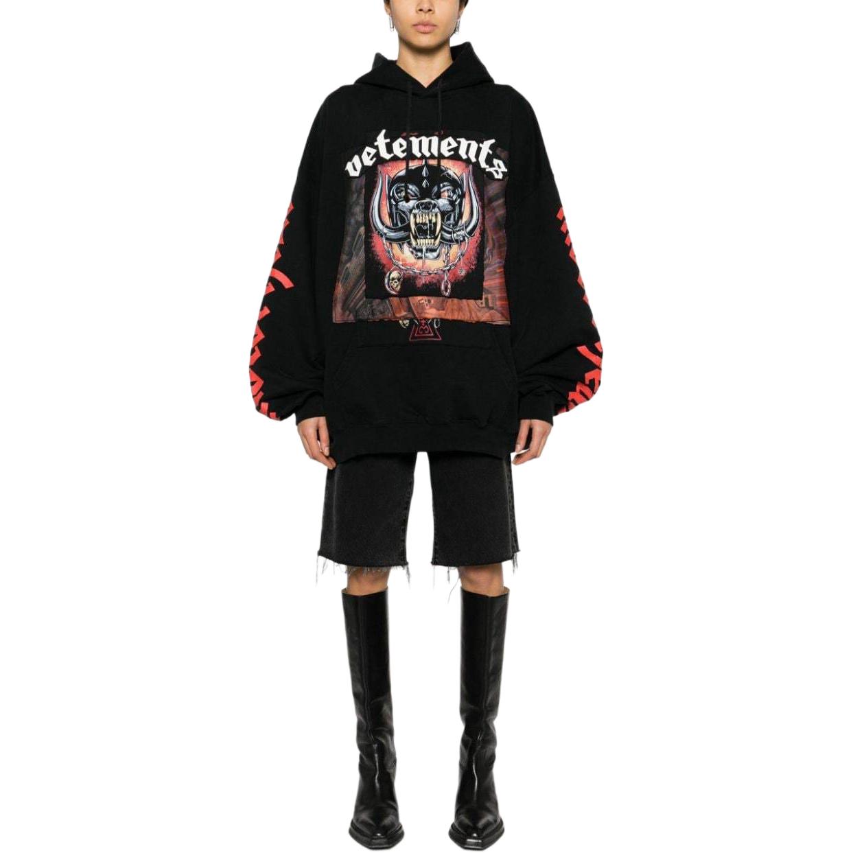 Shop ヴェトモン SS24 ロゴプリント リブ付きフーディー ブラック ユニセックス パーカー UE64HD290BB-BLACK