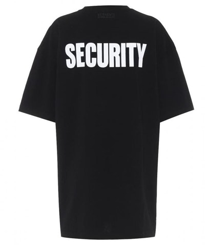 vetements-unisex-black-short-sleeve-tee-with-chest-and-back-letter-print-uah-21-tr-510