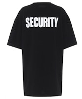 Vetements Unisex Black Short Sleeve Tee with Chest and Back Letter Print. UAH21TR510 Vetements Unisex Black Short Sleeve Tee with Chest and Back Letter Print. UAH21TR510