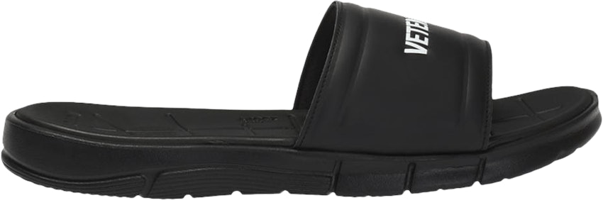 vetements-x-reebok-classic-slide-black-white