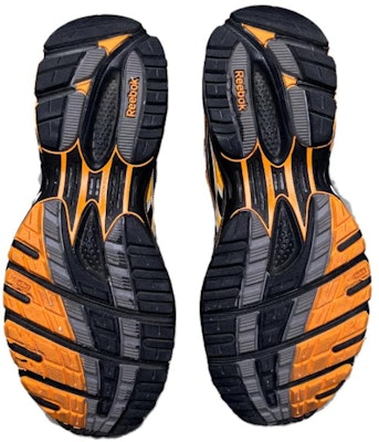 Vetements x Reebok Spike Runner 200 'Solar Gold' Emas Solar EG7627 Shop Vetements x Reebok Spike Runner 200 'Solar Gold' Emas Solar EG7627