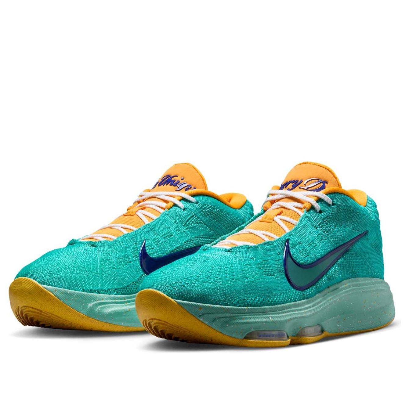 Lookbook Victor Wembanyama x 耐克 Air Zoom GT Hustle 3 '独特日常' IF2520-300