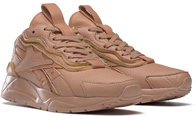 Victoria Beckham x Reebok Bolton de Cuero 'Beige Stone' FY1082 Lookbook Victoria Beckham x Reebok Bolton de Cuero 'Beige Stone' FY1082