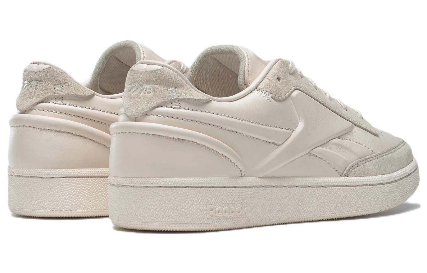 Shop Victoria Beckham x Reebok Club C '陶瓷粉' GW5373