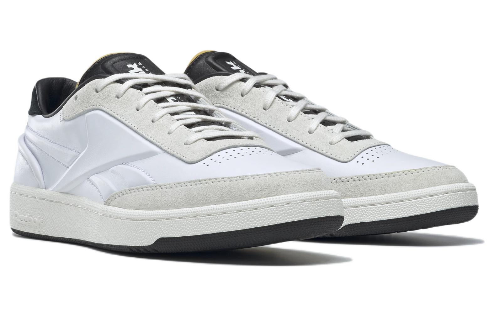 Lookbook 빅토리아 베컴 x 리복 클럽 C '화이트 쵸크' GW5375