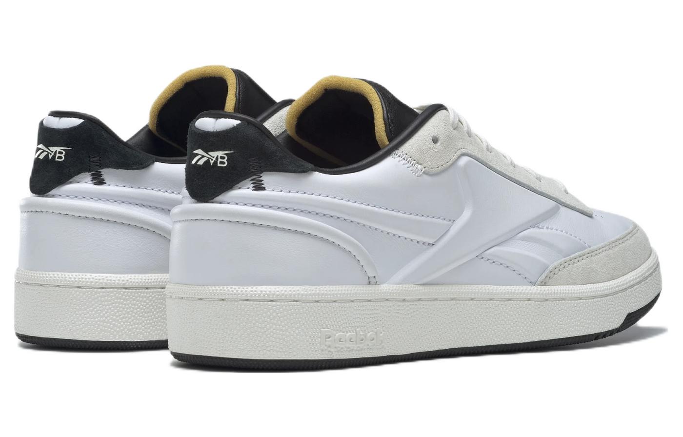 Shop 빅토리아 베컴 x 리복 클럽 C '화이트 쵸크' GW5375