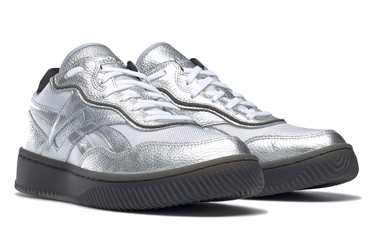 Lookbook Victoria Beckham x Reebok Dual Court 2 ''Argento Metallizzato'' FY3379