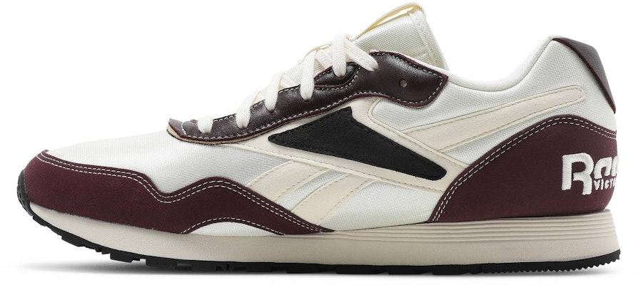 Victoria Beckham x Reebok Rapide 'Putih Klasik Merah Maroon' H02606 Lookbook Victoria Beckham x Reebok Rapide 'Putih Klasik Merah Maroon' H02606