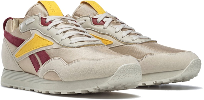 Victoria Beckham x Reebok Rapide 'Stucco Burgundy' Sepatu Wanita FZ4274 Lookbook Victoria Beckham x Reebok Rapide 'Stucco Burgundy' Sepatu Wanita FZ4274