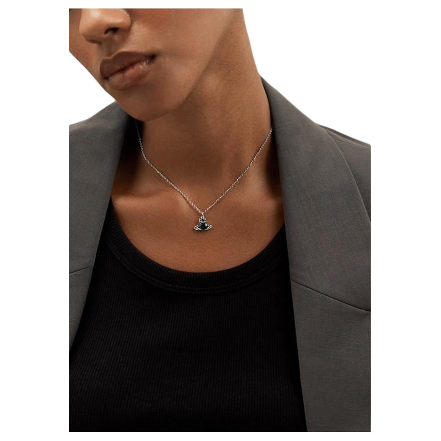 Shop 薇薇安·威斯伍德 Ismene綠色水晶土星項鍊 銀/綠 男女適用 630203D7-02P427