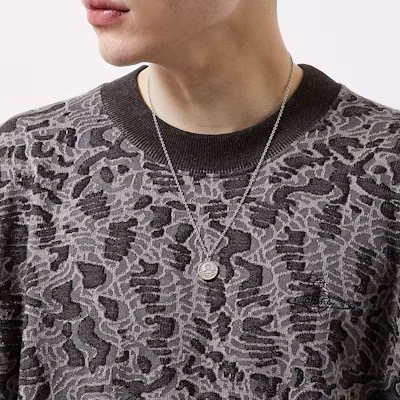 Kalung Pria Vivienne Westwood MAN Richmond Pendant Round dari Kuningan. 63020301W004W004 Details for Kalung Pria Vivienne Westwood MAN Richmond Pendant Round dari Kuningan. 63020301W004W004