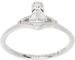 Lookbook Anillo Unisex Plateado Vivienne Westwood Oslo Saturno Grabado Plata Reciclada 925. 241314M147037