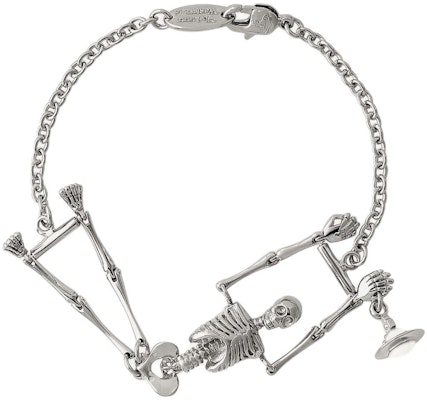 비비안 웨스트우드 스켈레톤 사턴 펜던트 팔찌 브라스 유니섹스 실버. 61020030W113W113 Buy 비비안 웨스트우드 스켈레톤 사턴 펜던트 팔찌 브라스 유니섹스 실버. 61020030W113W113