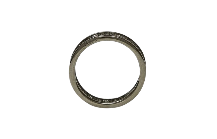 Shop ヴィヴィアンウエストウッド ウェストミンスター レタリング 925シルバー ユニセックスリング ガンメタル 64040016S001S001