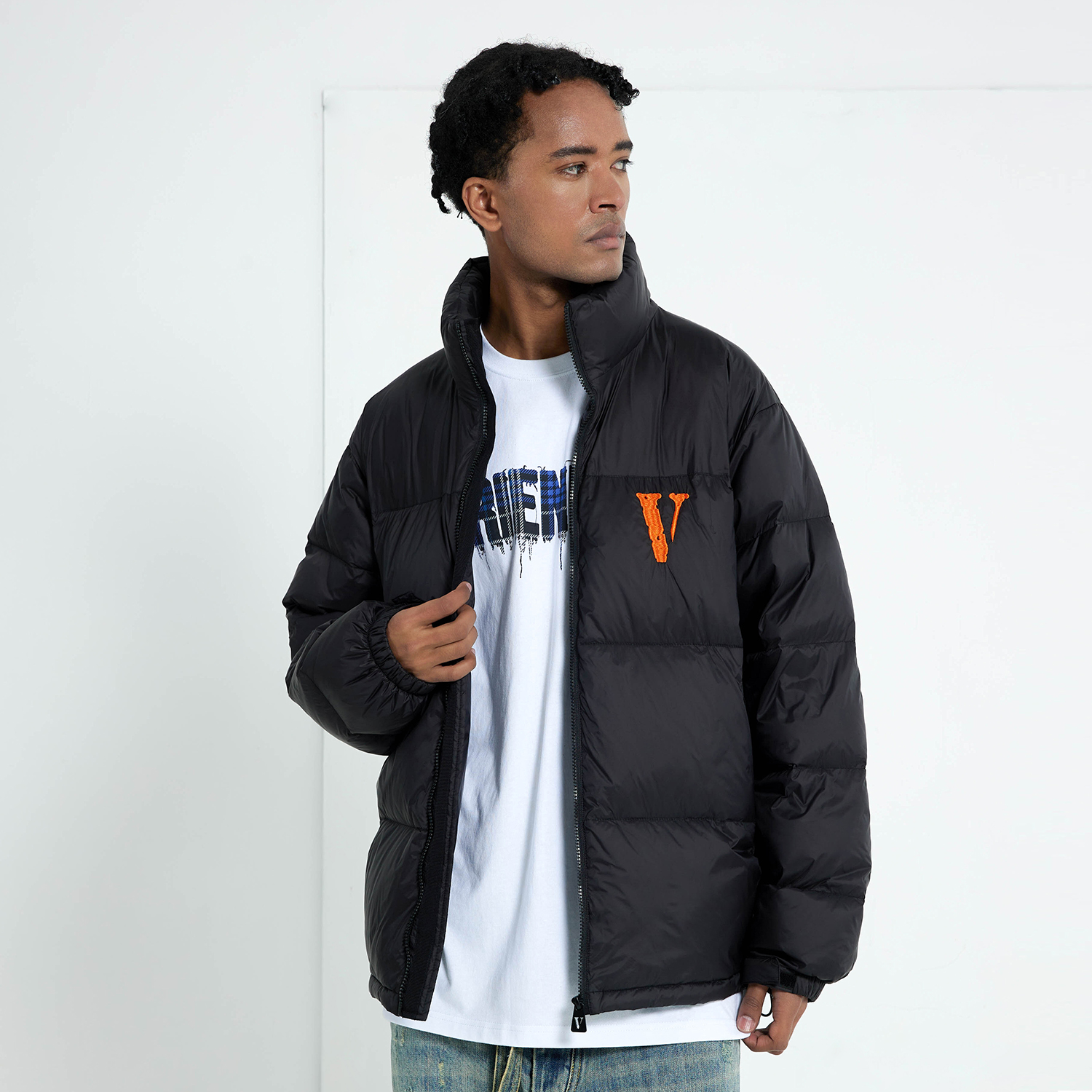 Cheap VLONE ゴシック刺繍カラー パファージャケット ブラックオレンジ ユニセックス 冬用. VLCT21003