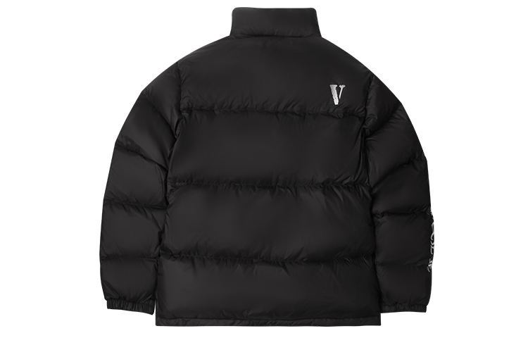 Lookbook Jaket VLONE Gothic Logo Hitam/Putih Unisex Musim Sejuk Lengan Bersulam. VLCT21004