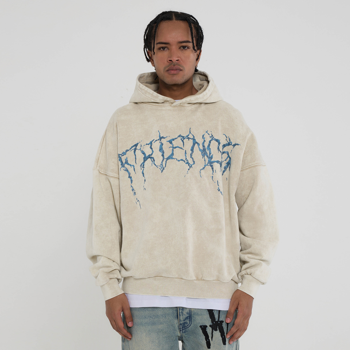 Purchase Vlone Thorn 大Logo連帽衫 米色 男女款 寬鬆復古洗舊風格 VLHD24002-BE