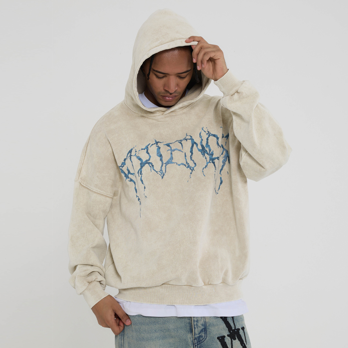 Details for Vlone Thorn 大Logo連帽衫 米色 男女款 寬鬆復古洗舊風格 VLHD24002-BE