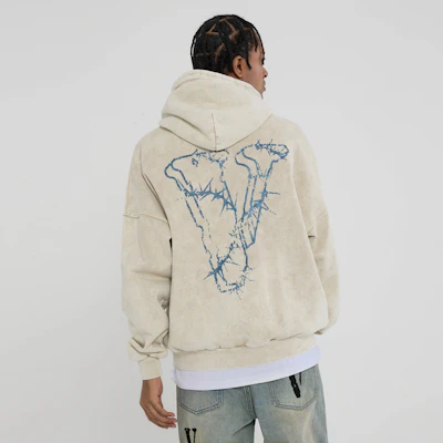 Vlone Thorn 大Logo連帽衫 米色 男女款 寬鬆復古洗舊風格 VLHD24002-BE Sizing Vlone Thorn 大Logo連帽衫 米色 男女款 寬鬆復古洗舊風格 VLHD24002-BE