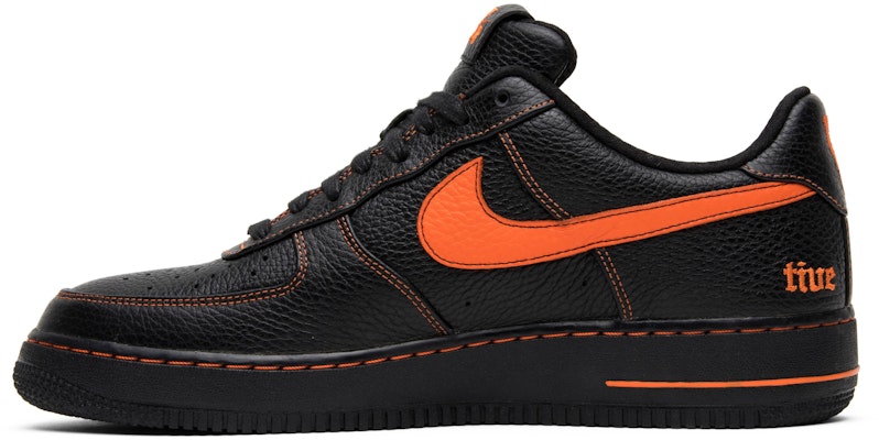 VLONE x Nike Air Force 1 'Vlone' Sepatu Sneakers AA5360-001 Lookbook VLONE x Nike Air Force 1 'Vlone' Sepatu Sneakers AA5360-001