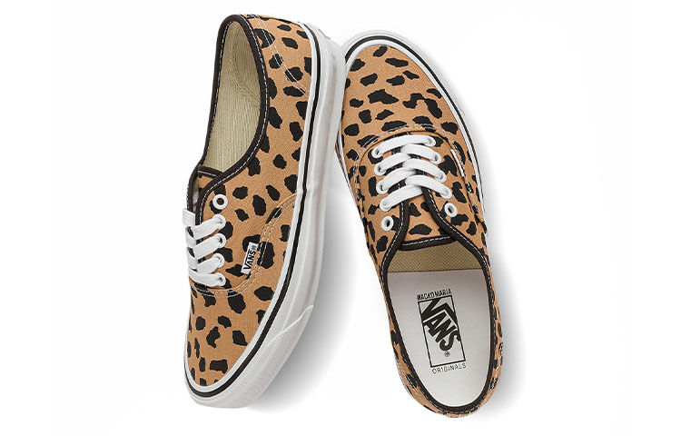 Shop WACKO MARIA x Vans Authentic 豹纹棕色 VN0A4BV9BRO